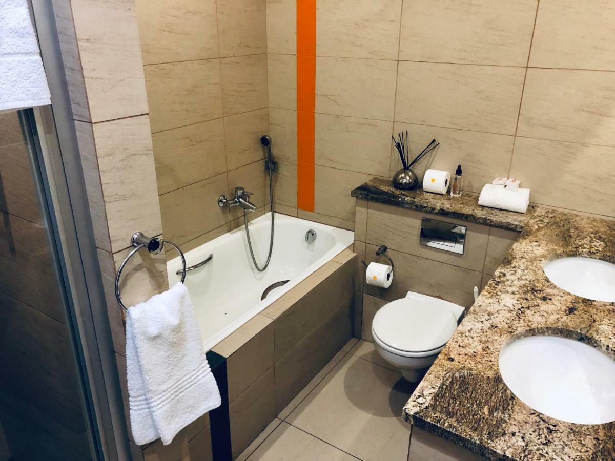 Orange Inn クニスナ 部屋 写真